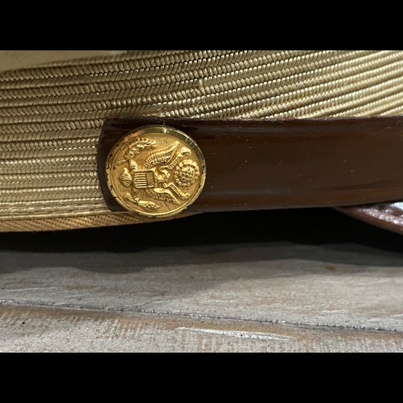 AUTHENTIC VTG MILITARY HAT WITH AUTHENTIC EMBLEMS - Picture 7 of 11